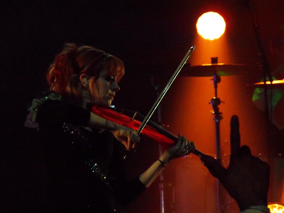 Music dancing violinist