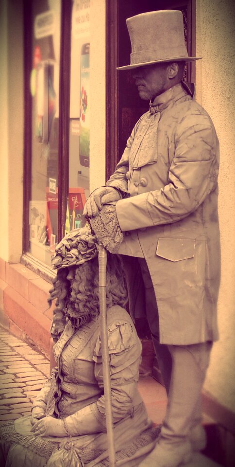 Figure personal upper town