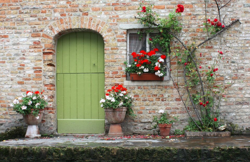 Door historical centre architecture