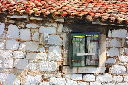 Old window roof rustico
