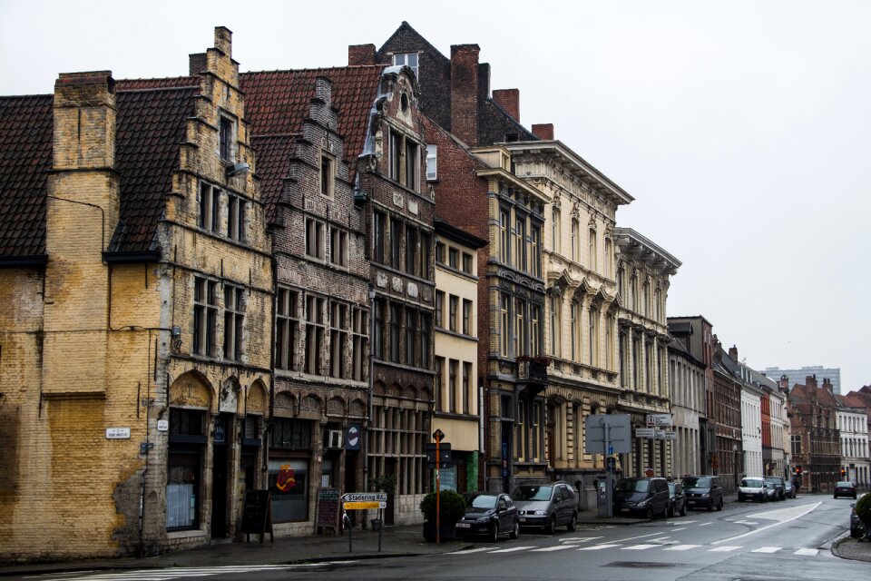 Old building architecture photo