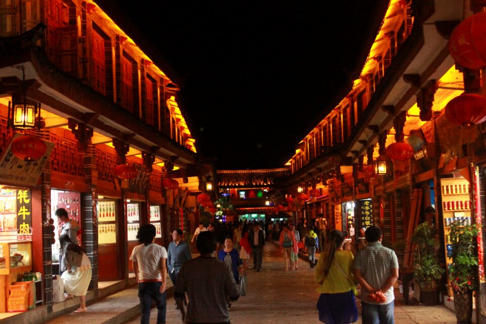 Lijiang night view street view