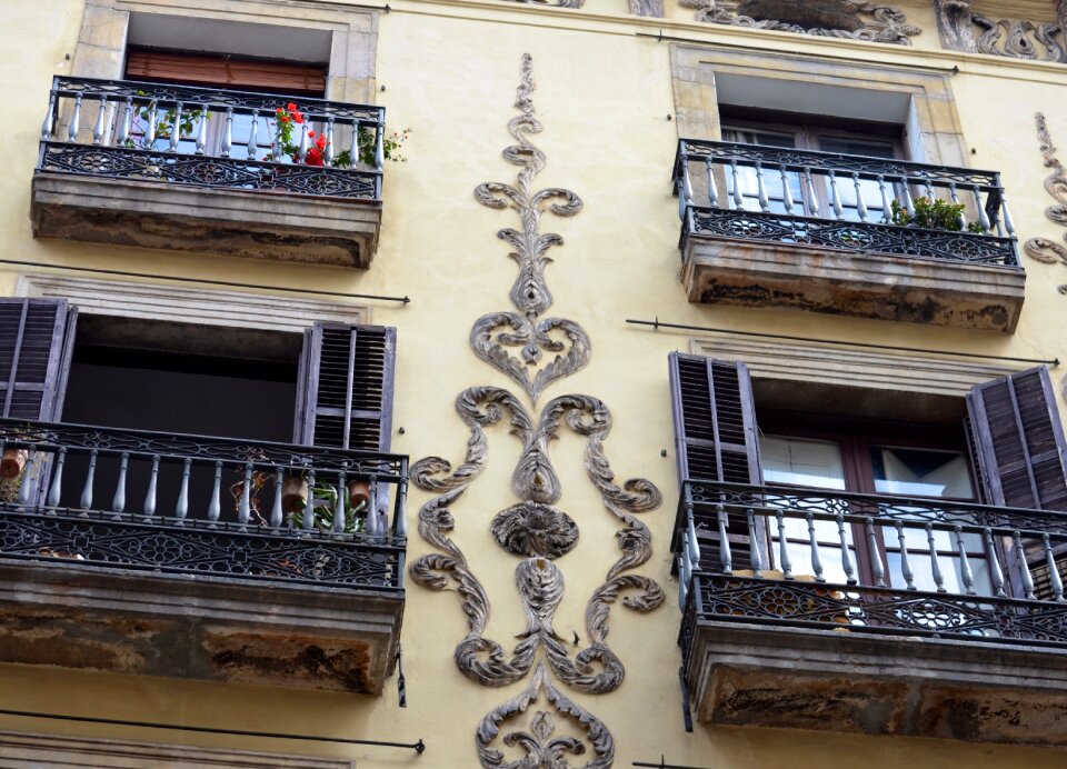 Window building old