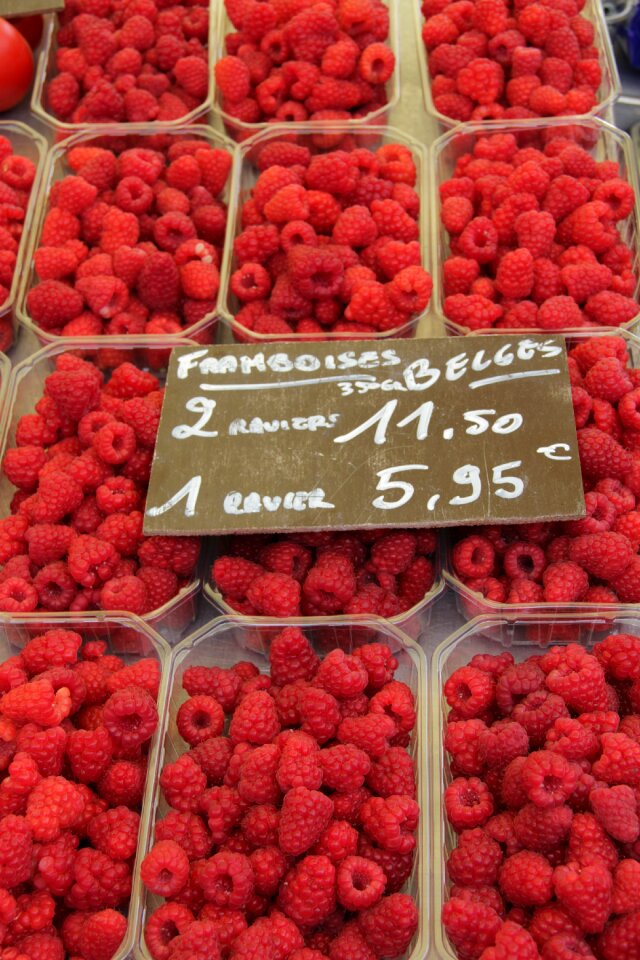 Market summer fruit