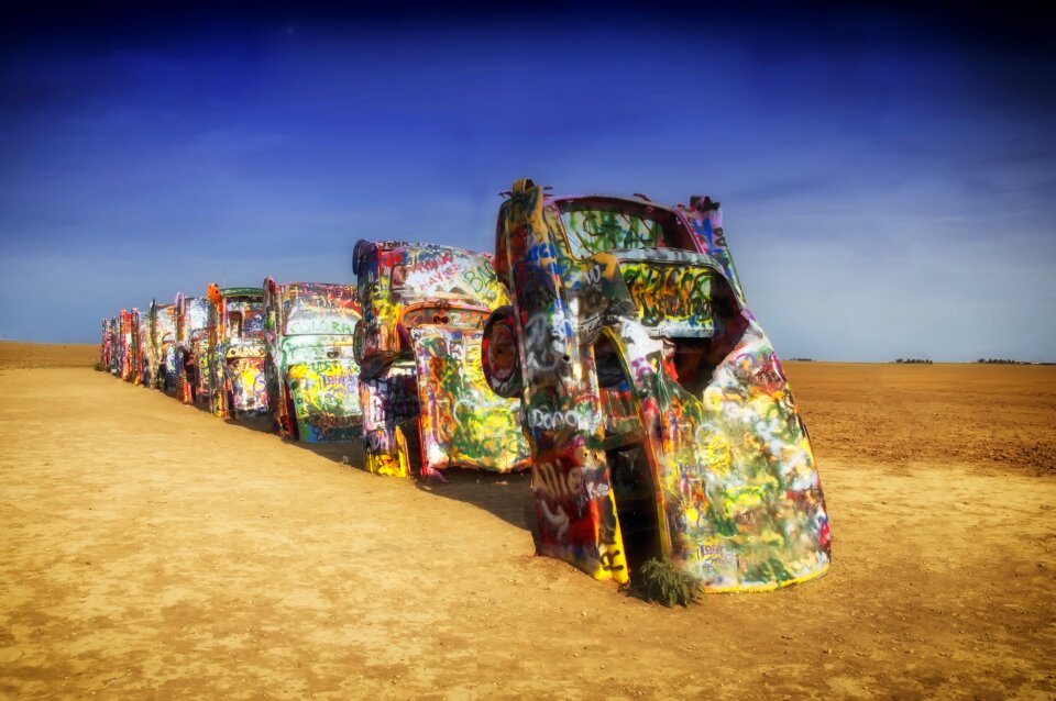 Automobiles attractions desert