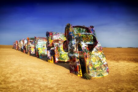Automobiles attractions desert
