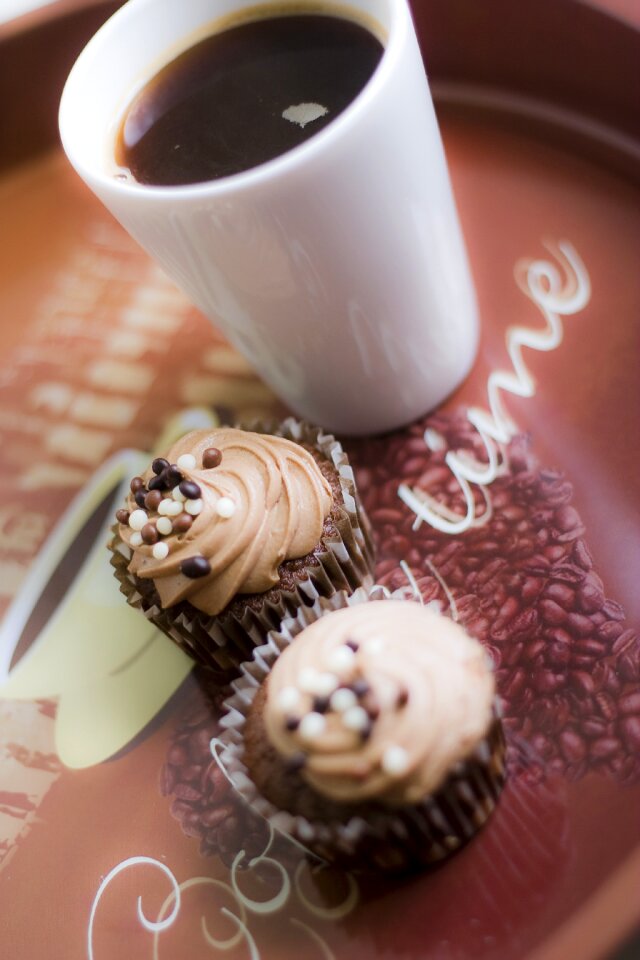 Cake calories cream