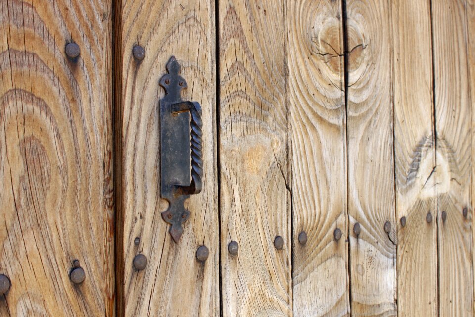 Doorknocker metal handle photo