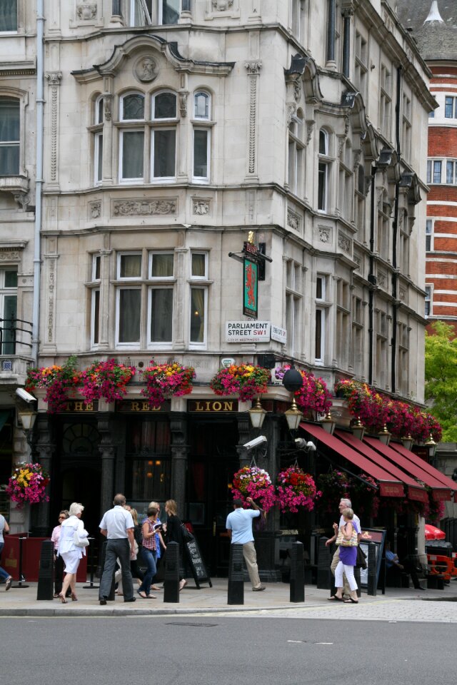 London colors shop