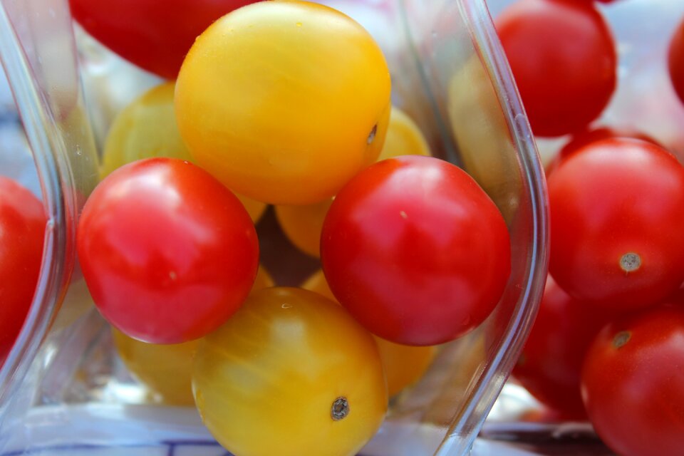 Red yellow delicious