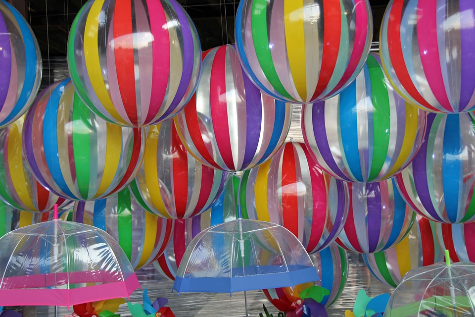 Umbrella decoration float