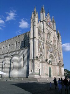 Duomo monument architecture