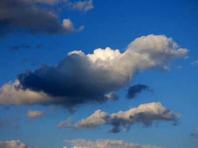 Clear blue cloud photo