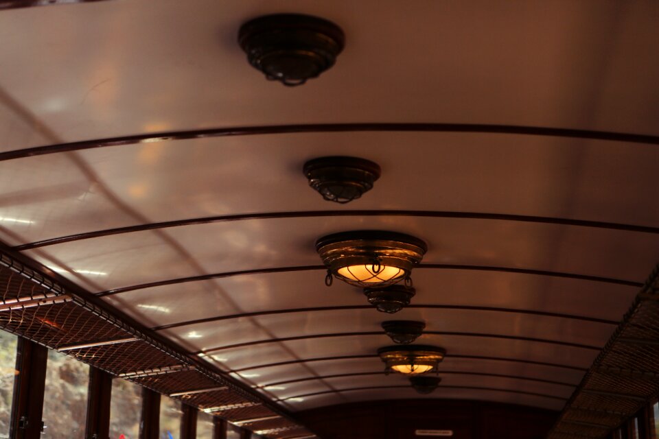 Travel lights transport