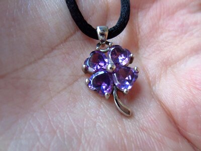 4-leaf precious jewelry
