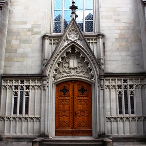 Portal st laurenzen pillar basilica
