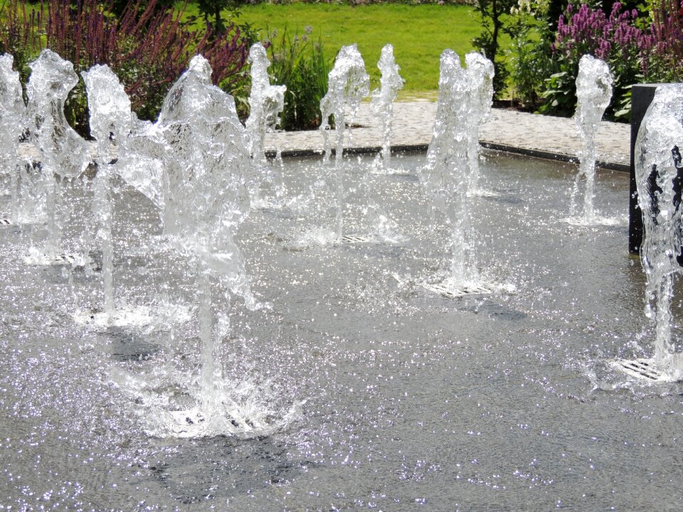 Fountain water bubble