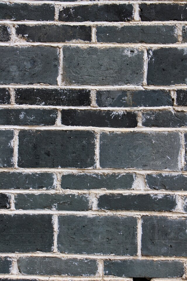 Brick wall grain