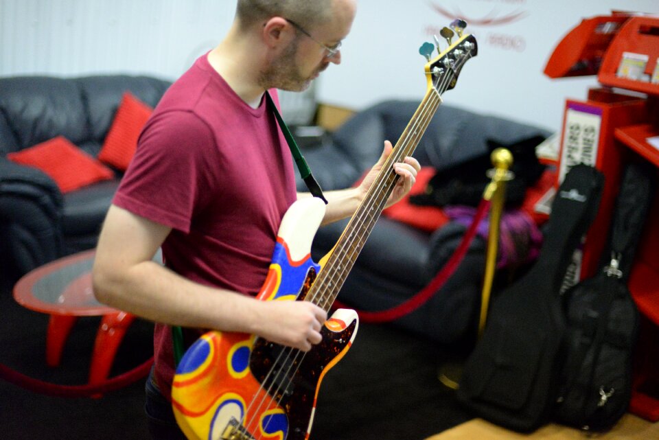 Rocker under bassist