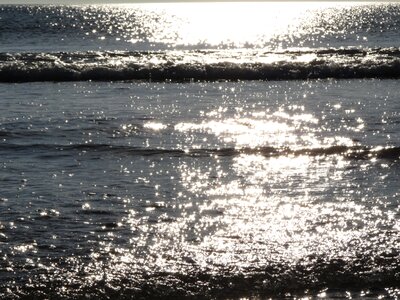 Wave water backlighting