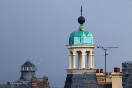 Columnar antenna architecture photo