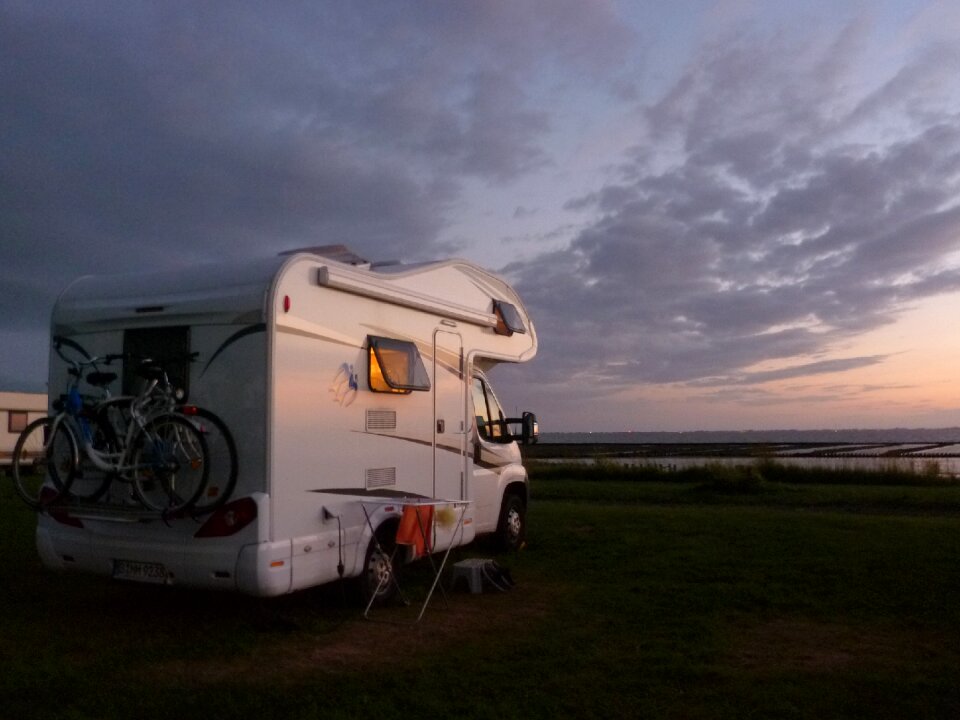 Vehicle abendstimmung sea photo