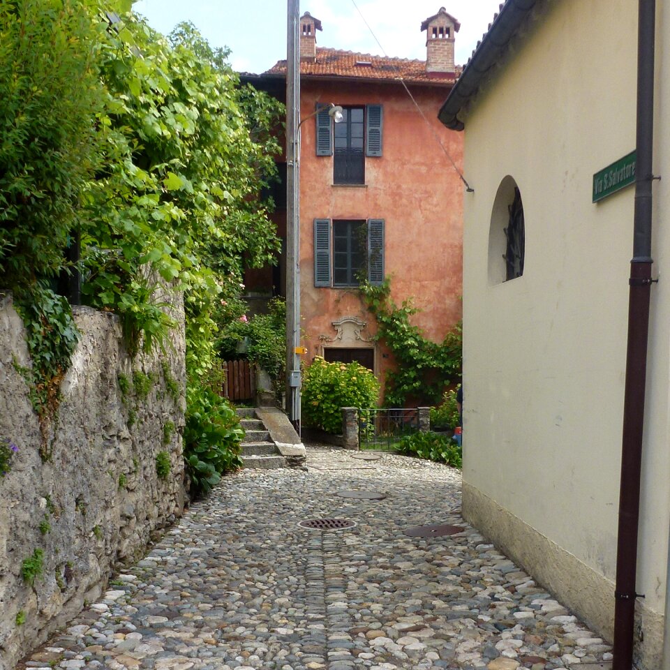 Ciona village stone street