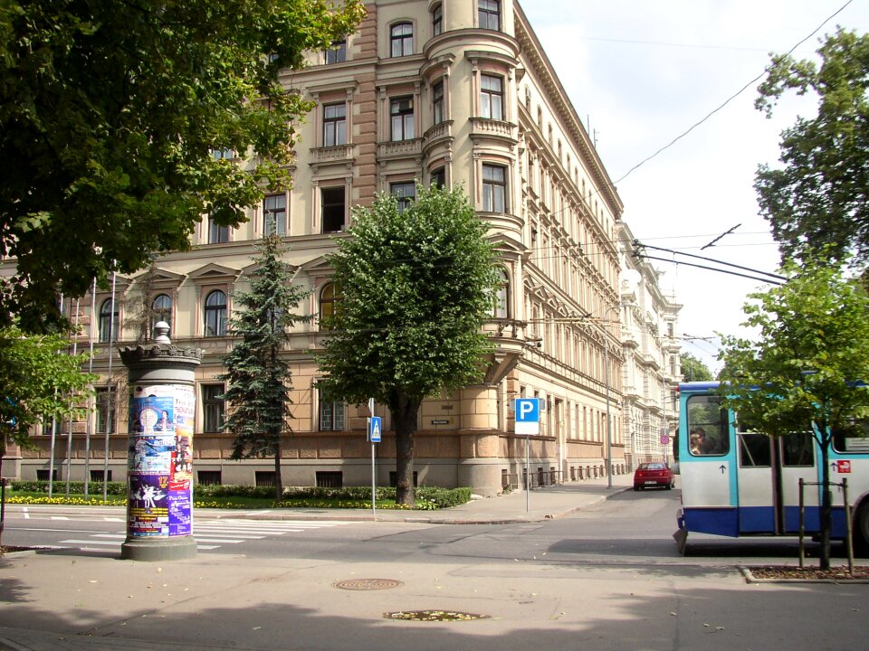 Scene europe tram