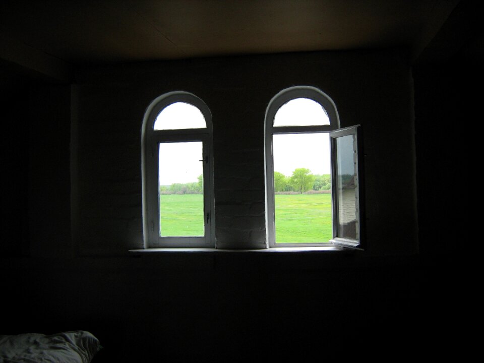 Window bedroom spring