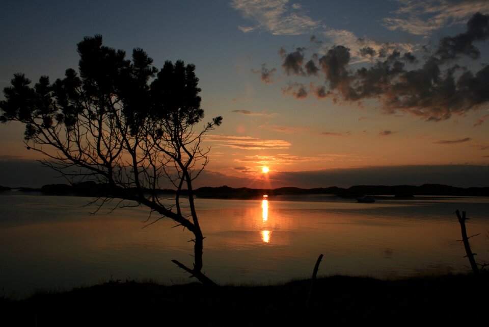 Silhouette calm quiet