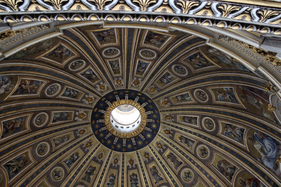 Vatican rome st peter's basilica