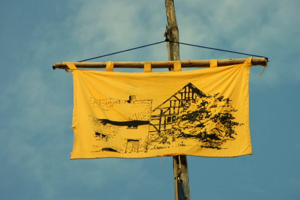 Flagpoles hoisted hoist flag