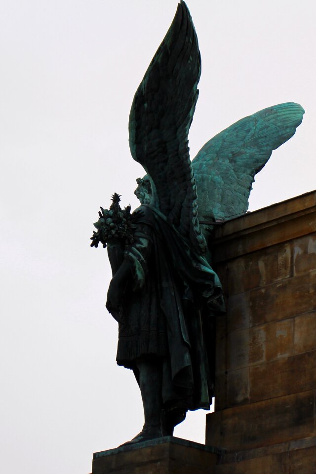 Figure statue sculpture