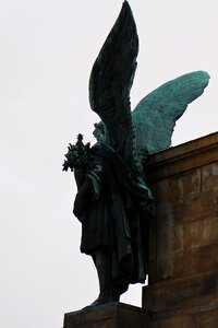 Figure statue sculpture