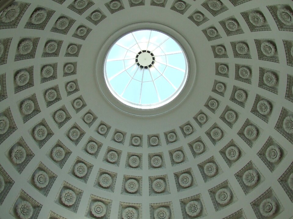 Round window rothenberg tomb