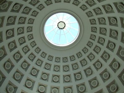 Round window rothenberg tomb
