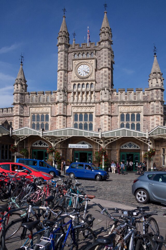 Forecourt clock pedestrian