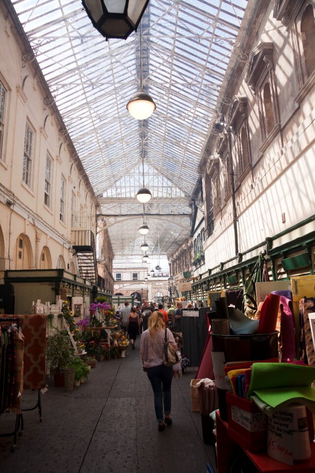 Shopping arcades bazar