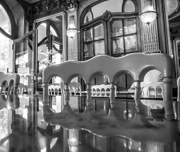 Reflection paris burgundy