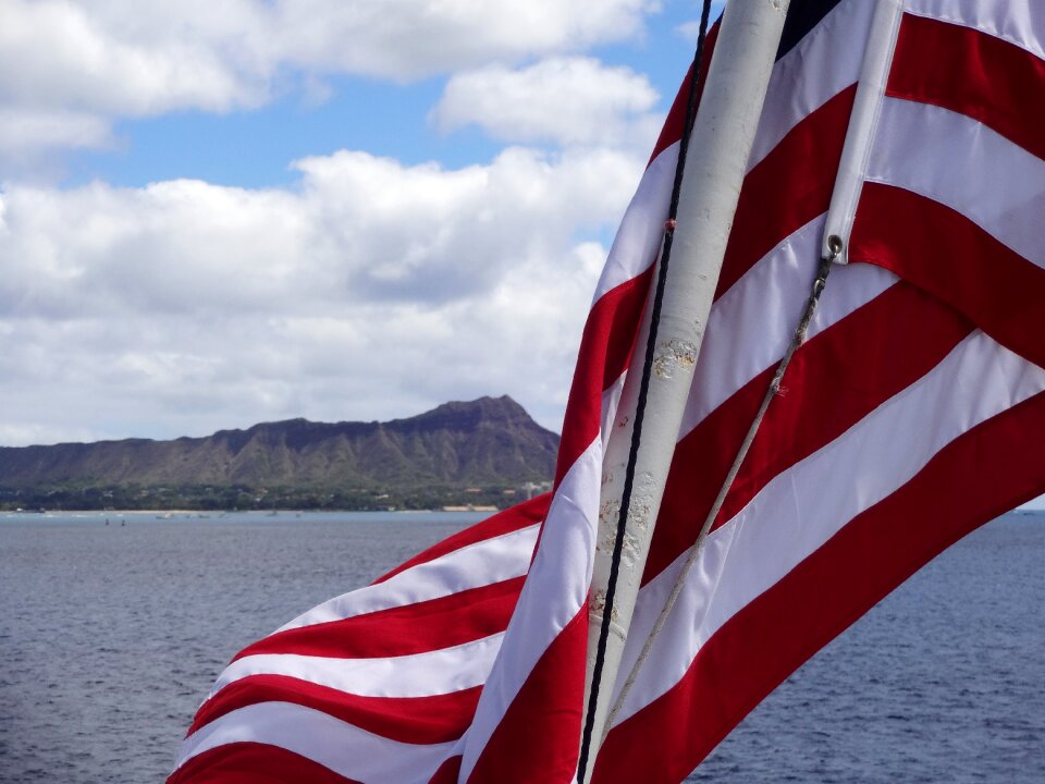 Red white diamond head