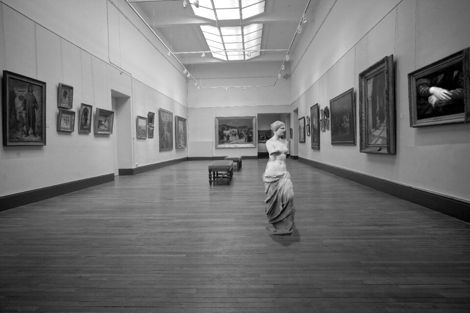 Statue louvre paris