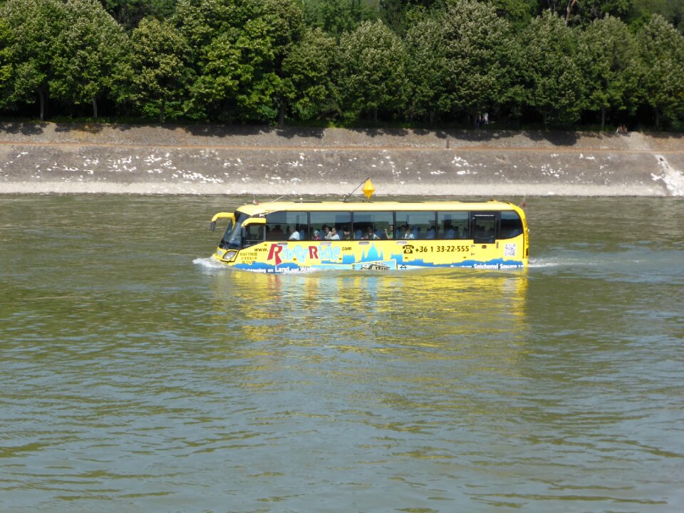 Budapest danube water bus