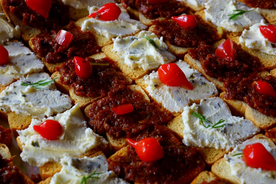 Tapenade paprika herbs