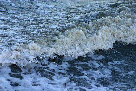 Island waves ameland
