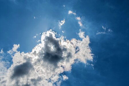 Sunbeam summer clouds form