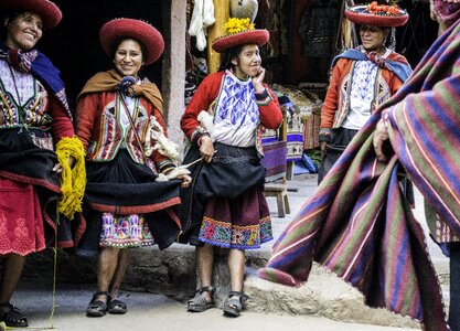 Unmarried weavers collective