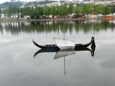 River boat mirroring photo