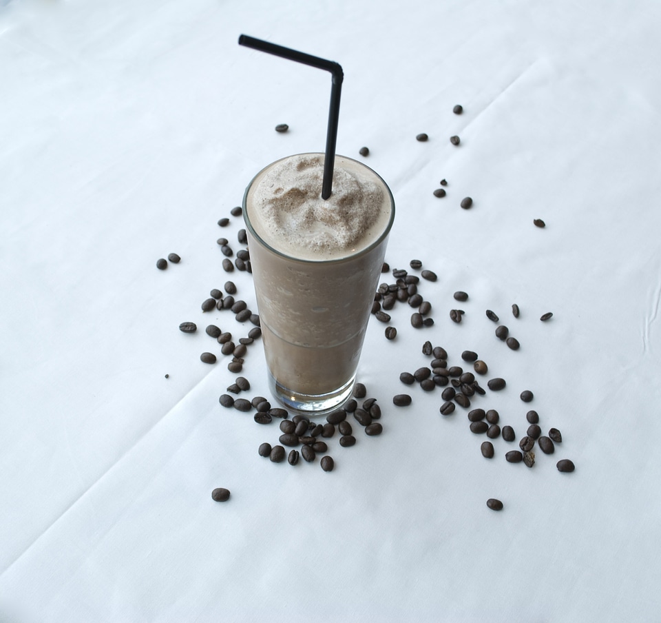 Black straw glass