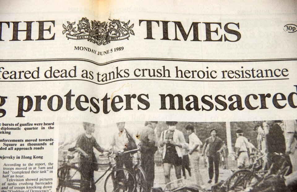 Page photos headline