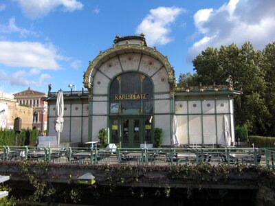 Metro vienna austria